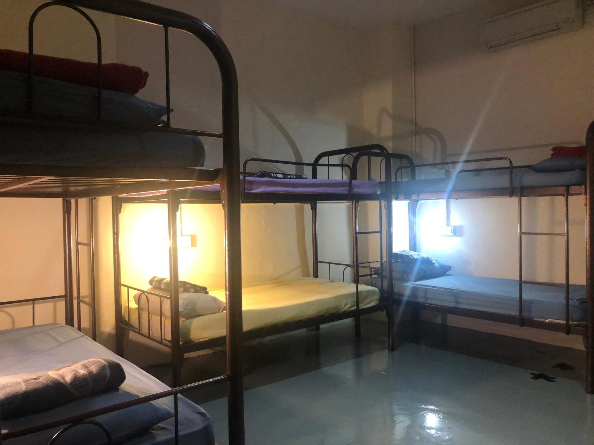 Apple Backpackers Hotel Джордж Таун Стая снимка