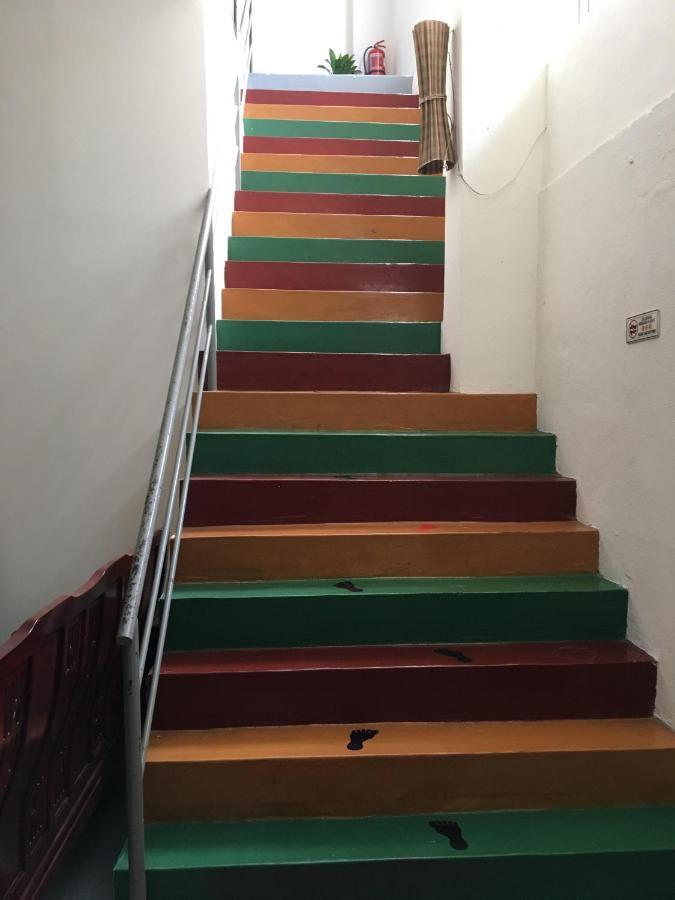 Apple Backpackers Hotel Джордж Таун Екстериор снимка
