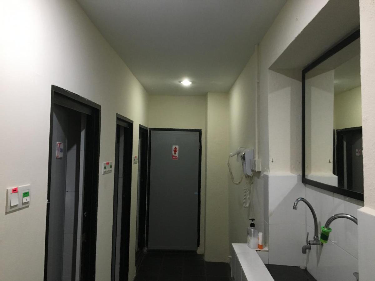 Apple Backpackers Hotel Джордж Таун Екстериор снимка