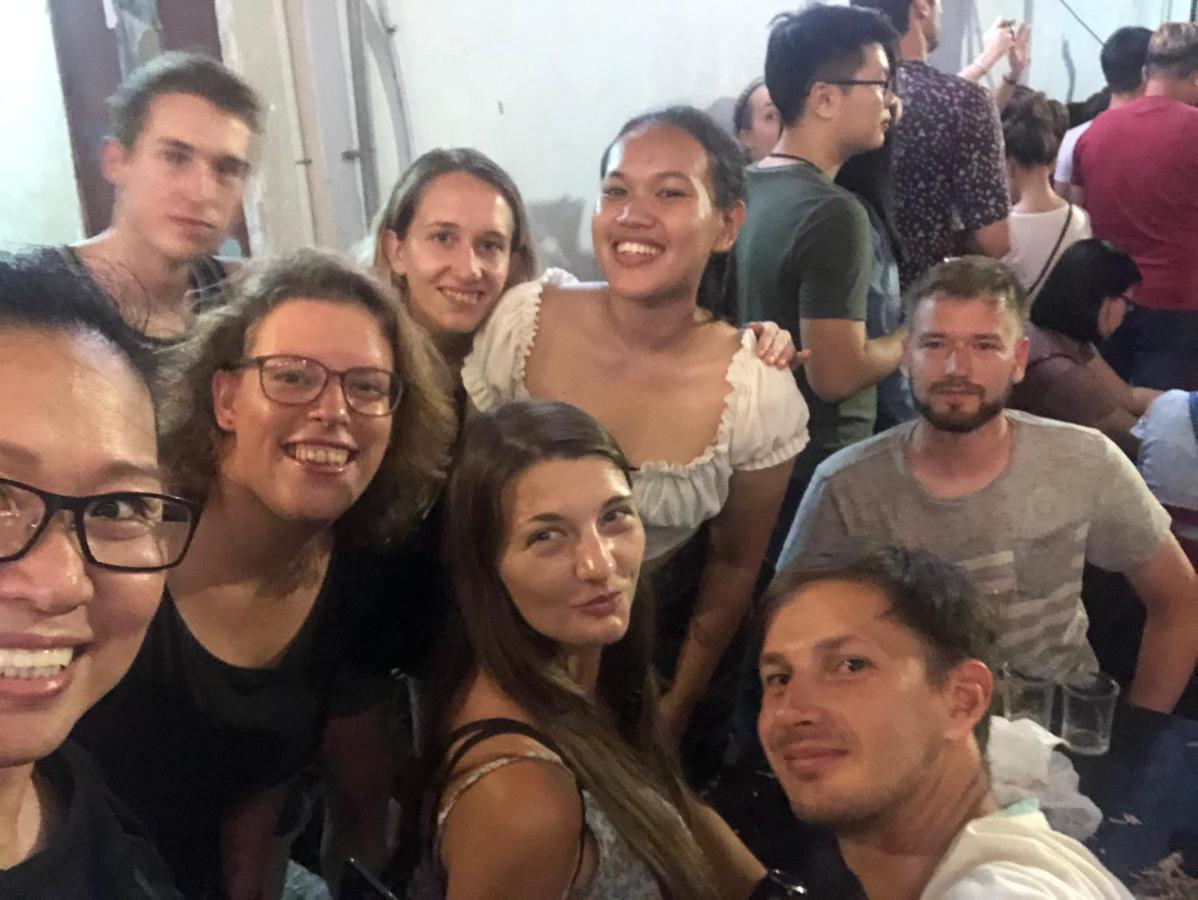 Apple Backpackers Hotel Джордж Таун Екстериор снимка